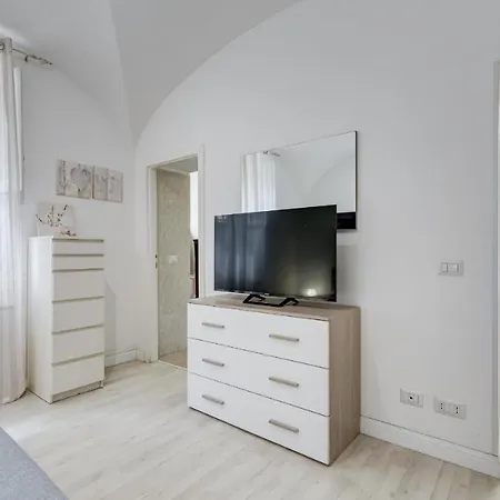 Borghese Modern