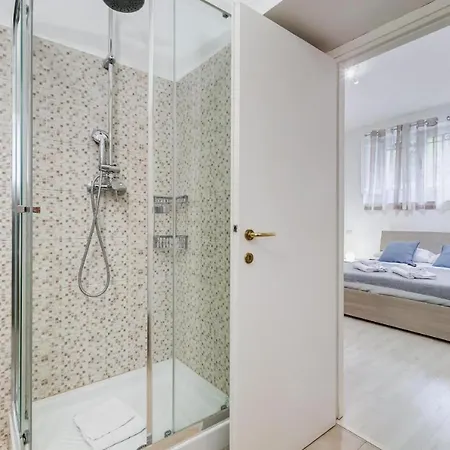 Borghese Modern