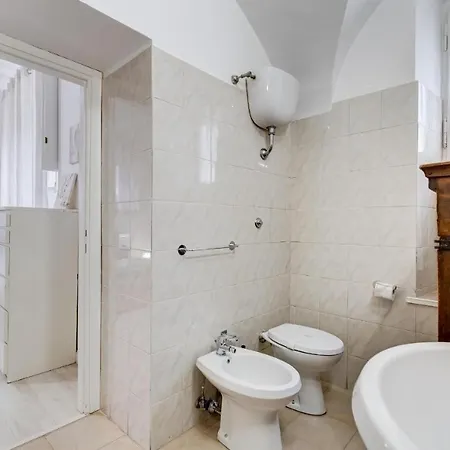 Borghese Modern Apartment