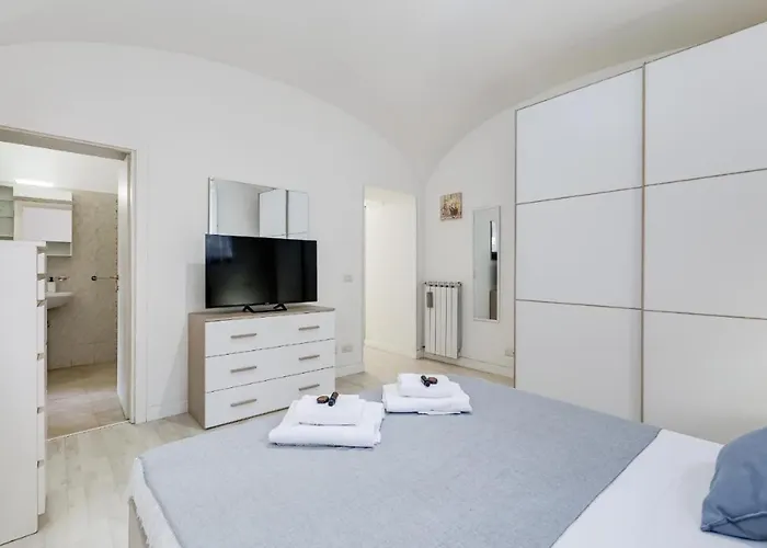 Borghese Modern Lägenhet *